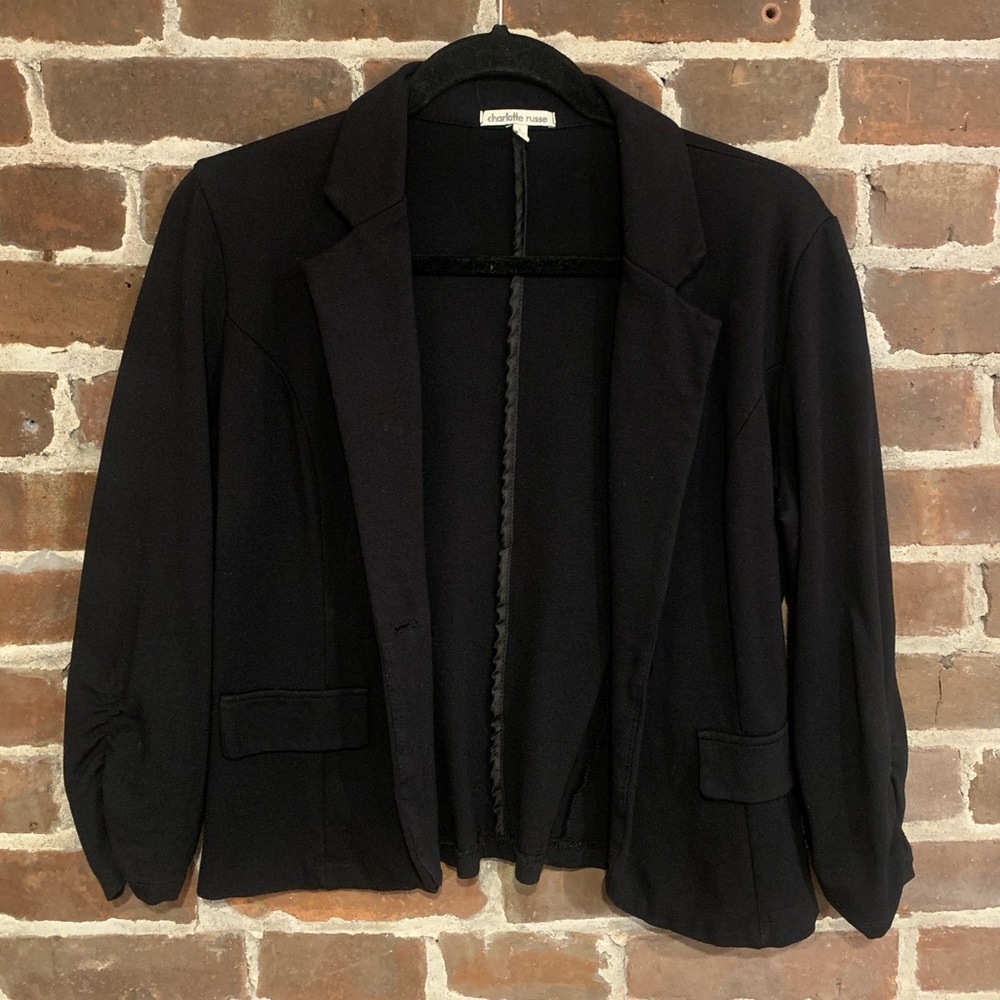 Black fitted blazer